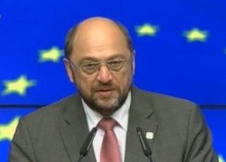 Προγραμματικές δηλώσεις με το βλέμμα στο Eurogroup