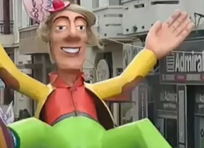 Χιλιάδες καρναβαλιστές στους δρόμους του Ρεθύμνου