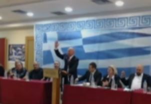 Ναζιστικοί χαιρετισμοί στην παρουσίαση του υποψήφιου Περιφερειάρχη Κρήτης της ΧΑ