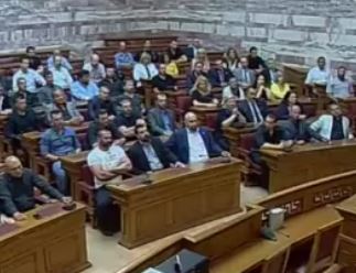 «Πράσινο φως» για άρση ασυλίας βουλευτών της Χρυσής Αυγής