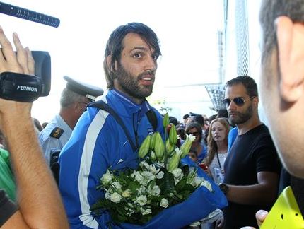 Θερμή υποδοχή για την Εθνική στην επιστροφή από τη Βραζιλία