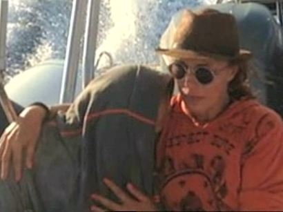 Έλληνες έσωσαν μετανάστη που χαροπάλευε επί 13 ώρες μεσοπέλαγα