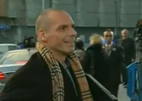 Πολιτικός πόλεμος μέσω twitter για την παράταση