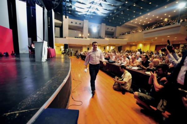 Σκληρές δηλώσεις και συγκρούσεις στην ΚΕ του ΣΥΡΙΖΑ