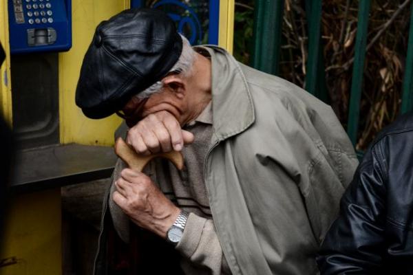 Συντάξεις : Απώλειες έως 5,5% των χρημάτων σε όλους τους συνταξιούχους