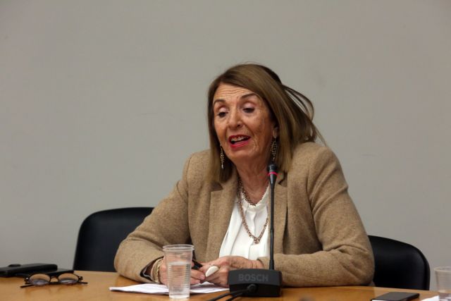 Η Τασία Χριστοδουλοπούλου μιλάει για «Μακεδόνες» στη Βουλή | in.gr