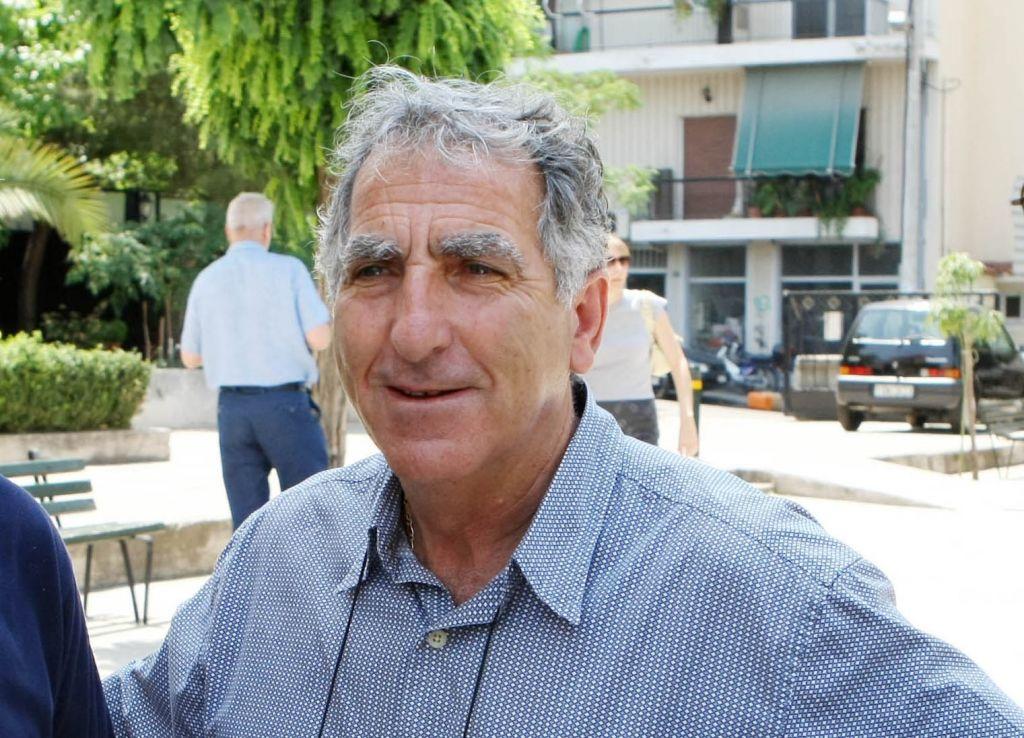 Ο Τότης Φυλακούρης και ο πετεινός