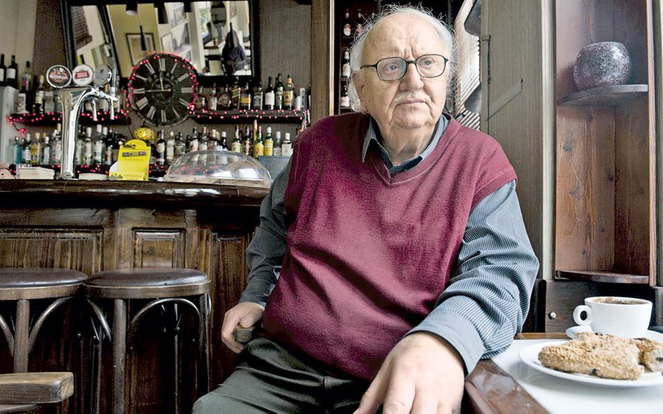 Πέθανε ο Μάρκος Μέσκος, ένας από τους σημαντικότερους μεταπολεμικούς ποιητές