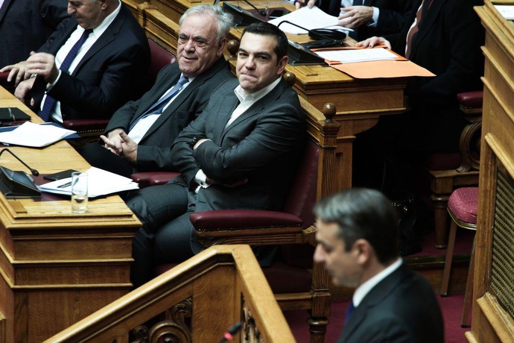 Αγρια σύγκρουση για αγύρτες, πρόθυμους, επικίνδυνους, αποστάτες και κουρελούδες | in.gr Αγρια σύγκρουση για αγύρτες, πρόθυμους, επικίνδυνους, αποστάτες και κουρελούδες | in.gr