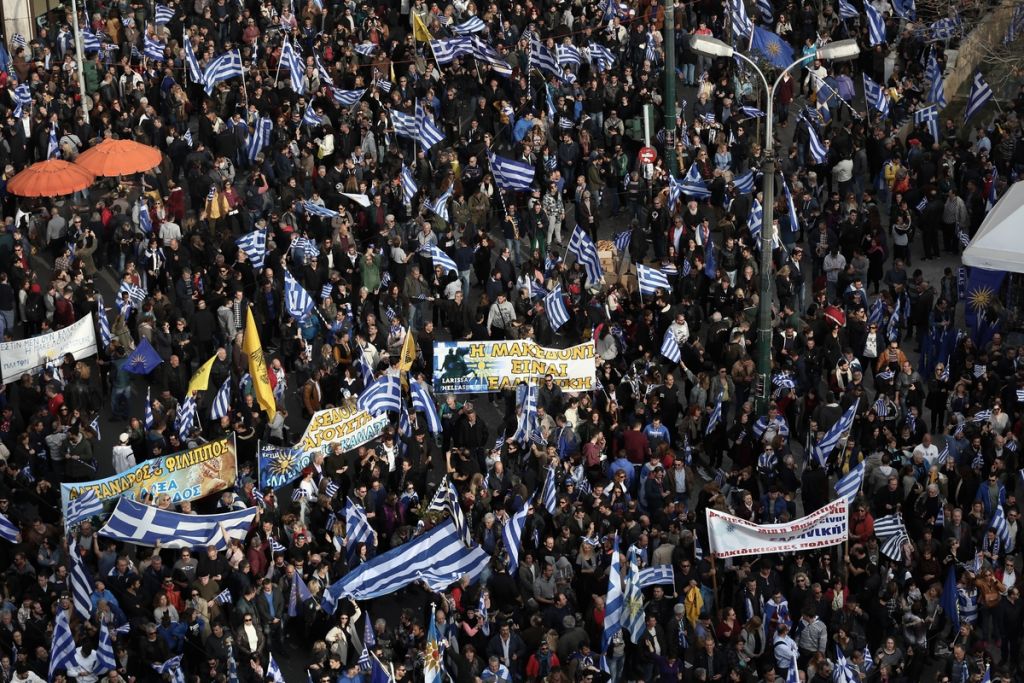 Συλλαλητήριο για τη Μακεδονία: Πάνω από 3.000 λεωφορεία περιμένουν οι οργανωτές