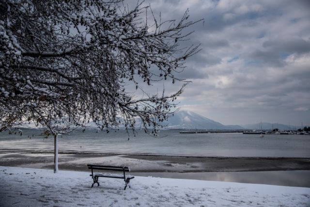Χιονοκαταιγίδα: Το σπάνιο φαινόμενο που «χτύπησε» την Κρήτη