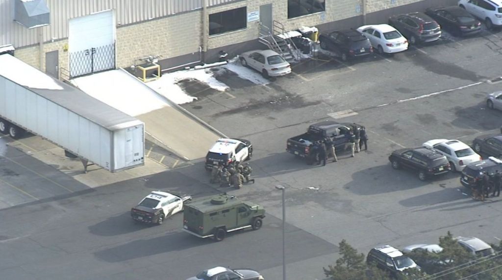 ΗΠΑ: Ένοπλος κρατά ομήρους στο Νιου Τζέρσεϊ