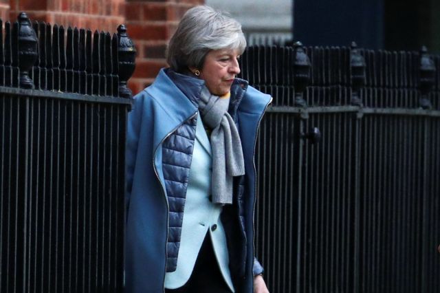 Brexit: Η Μέι ενημέρωσε τις Βρυξέλλες για τις εξελίξεις