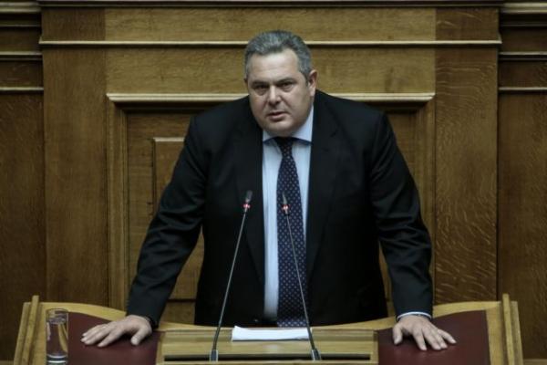 Καμμένος στα… άρματα