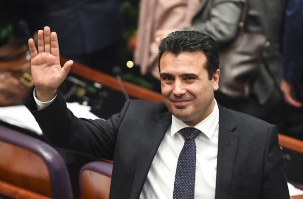 Το διαβατήριο της «Βόρειας Μακεδονίας» ανυπομονεί να πάρει ο Ζάεφ