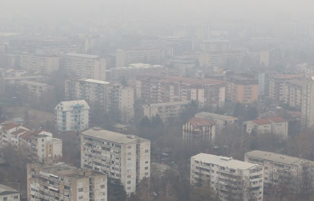 Μέτρα από την Αθήνα για την ατμοσφαιρική ρύπανση ζητά η Κομισιόν