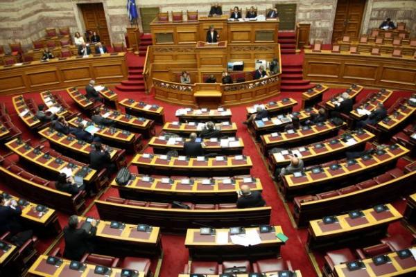 Αναβάλλεται για αύριο το μεσημέρι η ψηφοφορία για τη Συμφωνία των Πρεσπών