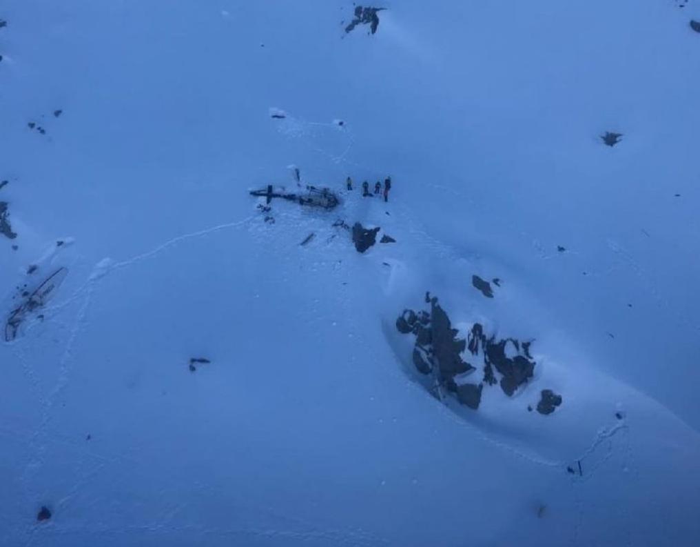 Άλπεις: Τουλάχιστον πέντε νεκροί από σύγκρουση τουριστικού αεροπλάνου με ελικόπτερο
