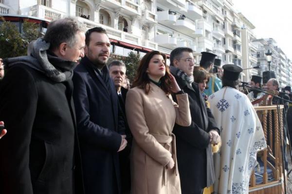 Τα «άκουσε» η Νοτοπούλου: «Δεν πωλείται η Μακεδονία»