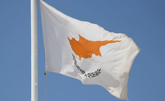 Διχασμένη και η Κύπρος για τις Πρέσπες
