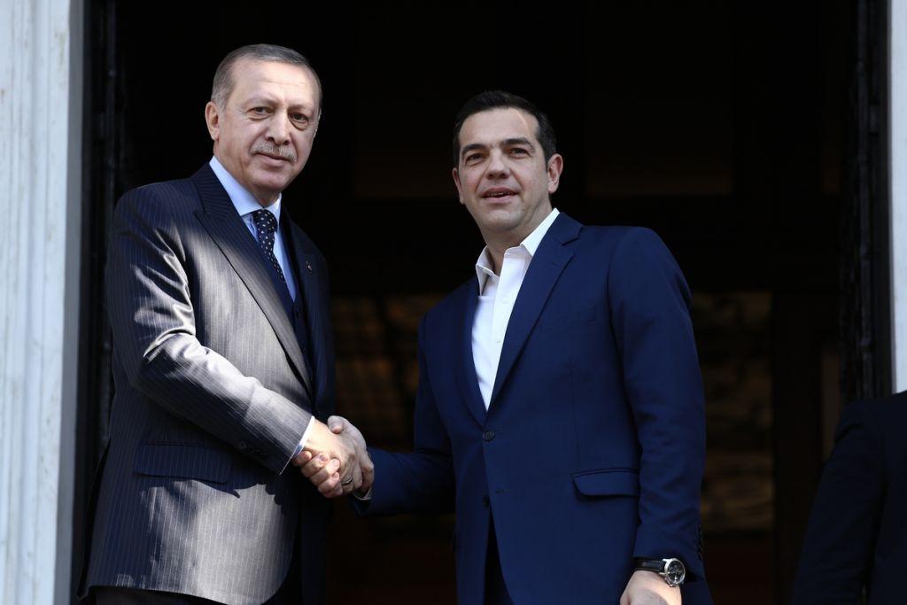 Στην Αγκυρα κι όχι Κωνσταντινούπολη το ραντεβού Τσίπρα – Ερντογάν