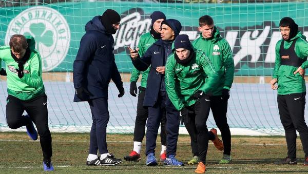 Η ίωση «χτύπησε» όλο τον Παναθηναϊκό – Χωρίς 9 παίκτες και χωρίς Δώνη η προπόνηση