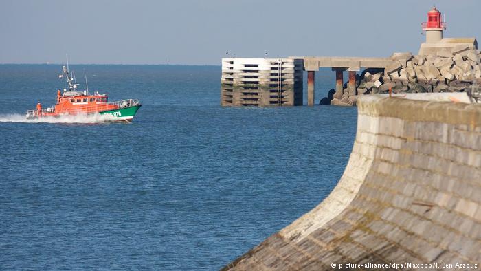 Αυξάνονται οι μετανάστες που περνούν τη Μάγχη