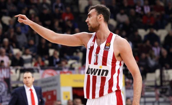 Πυρετό ο Μιλουτίνοφ, δεν παίζει με Μπασκόνια