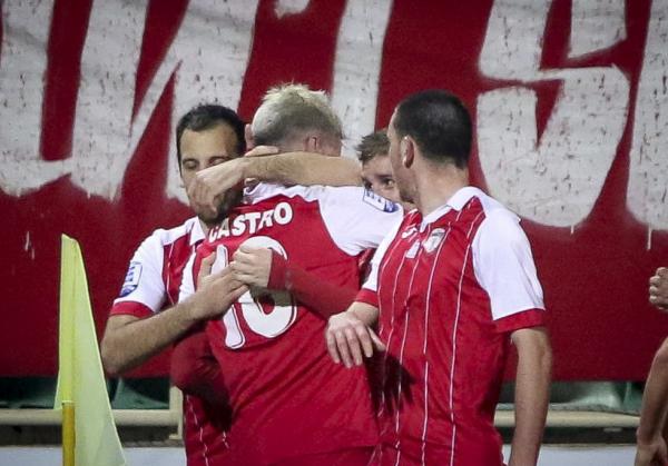 Τα έκανε θάλασσα ο Σκουλάς