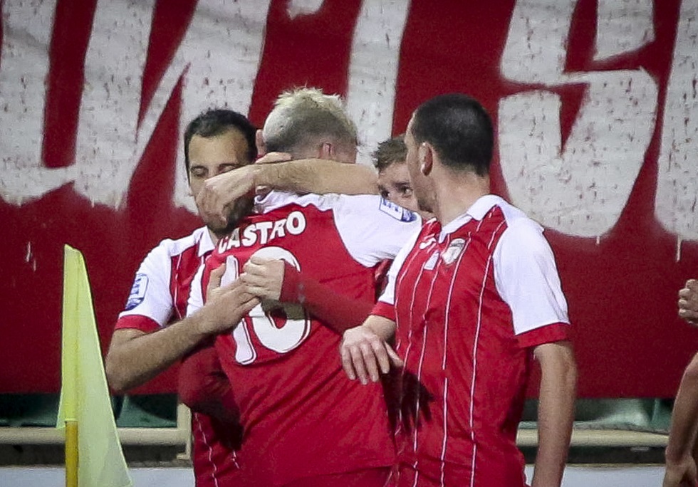 Τα έκανε θάλασσα ο Σκουλάς