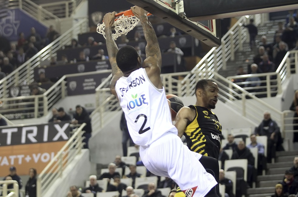 «Αφεντικό» ο ΠΑΟΚ κέρδισε την ΑΕΚ 88-79