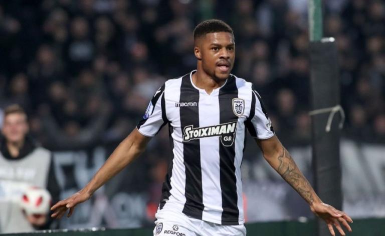 Άκπομ: Θυμώνω με τον εαυτό μου όταν κάνει λάθη