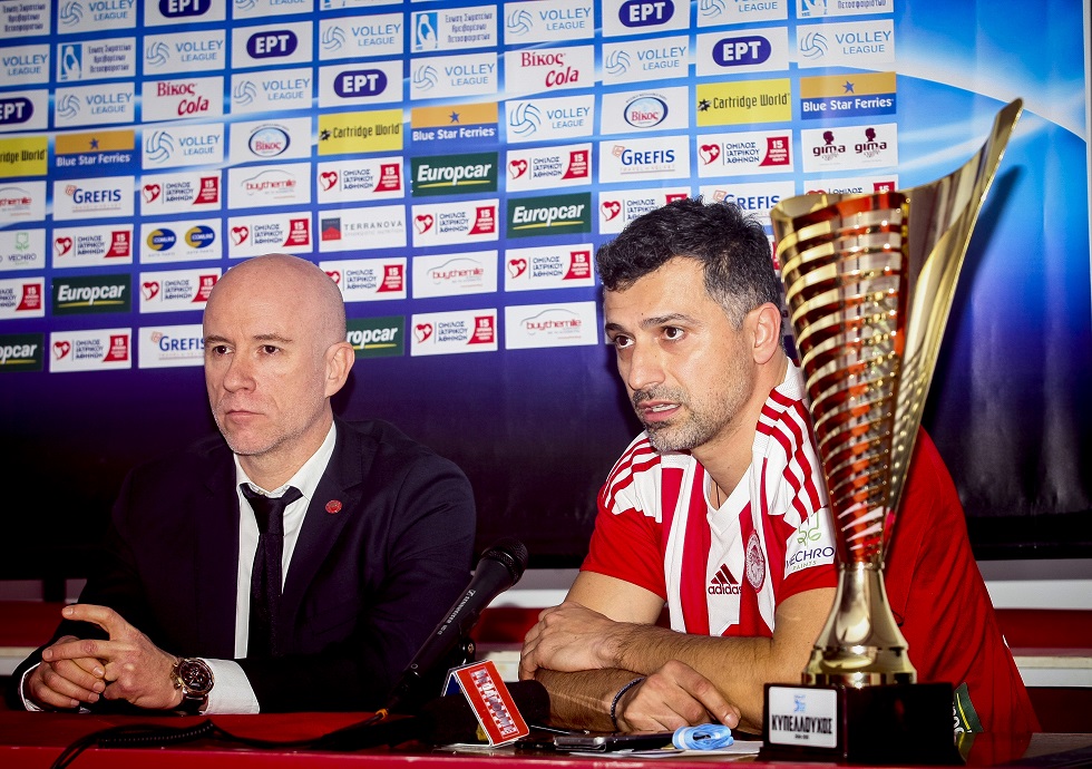 Μπενίτεθ: «Περήφανος για τους παίκτες μου»