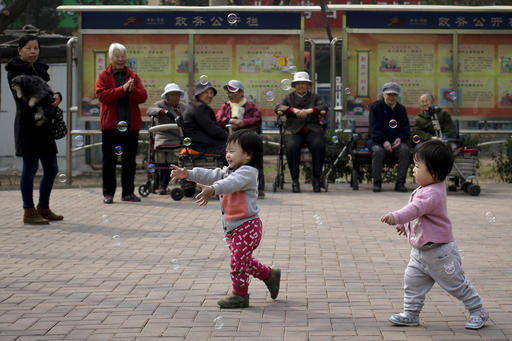 Από το 2030 αρχίζει η ραγδαία μείωση του πληθυσμού της Κίνας