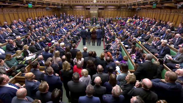 Εντολή για Brexit με συμφωνία έδωσε το βρετανικό κοινοβούλιο