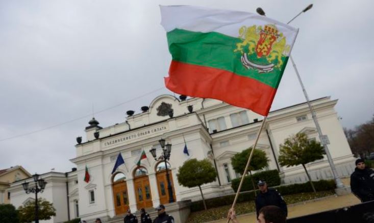 Πράσινο φως για την ένταξη της ΠΓΔΜ στο ΝΑΤΟ (και) από τη Βουλγαρία