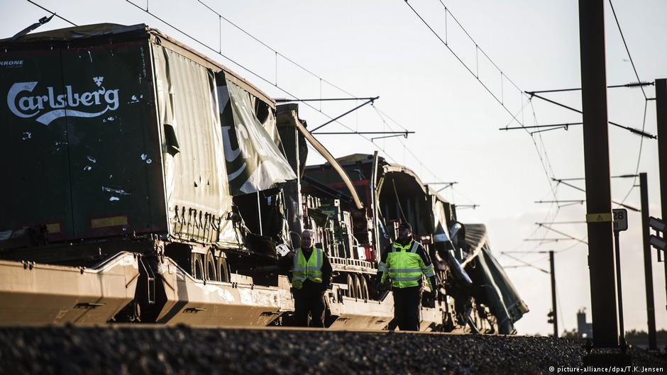 Δανία: Σιδηροδρομικό δυστύχημα με 6 νεκρούς και 16 τραυματίες