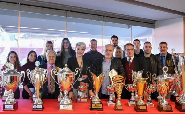 Κουντούρης : «Μεγαλύτερος σύλλογος στην Ευρώπη ο Ολυμπιακός»