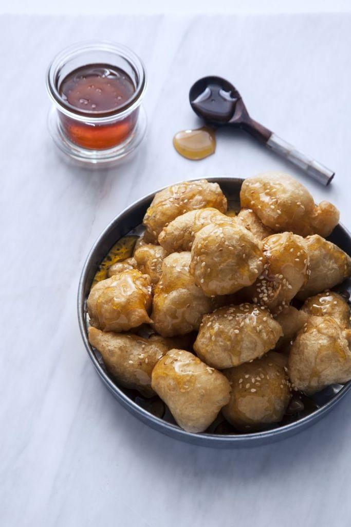 Ανεβατές τηγανίτες των Θεοφανίων από την Ηρακλειά