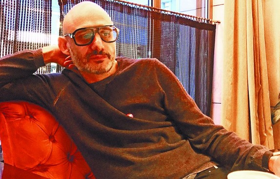 Poka Yio: Μέσα στην κρίση, κάτι χάσαμε από φινέτσα