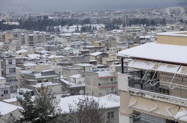 Θεσσαλονίκη: Προσπάθεια να μην «παγώσουν» τα καλοριφέρ στα σχολεία