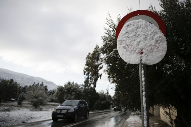 Ο «Τηλέμαχος» σκέπασε την Ελλάδα με χιόνι - Που υπάρχουν προβλήματα