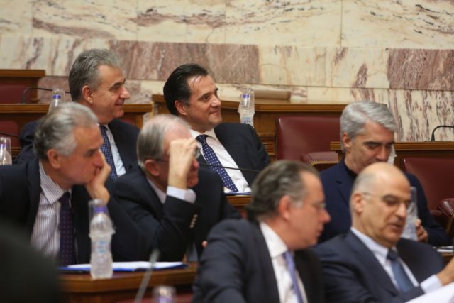 Χαμός στη Βουλή : Το σενάριο της πρότασης μομφής και ο πόλεμος για το Σύνταγμα της ΠΓΔΜ