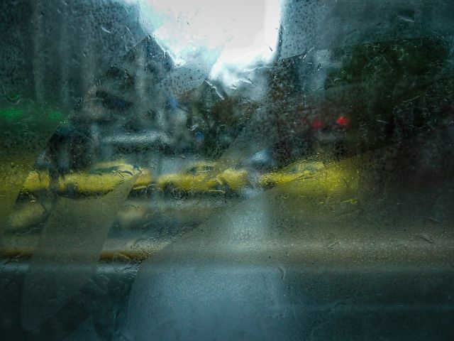 Καιρός: Συνεχίζονται οι βροχές – Κίνδυνος για πλημμύρες