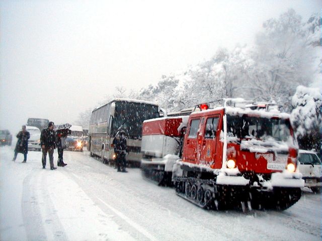 Δεκάδες απεγκλωβισμοί από την Πυροσβεστική