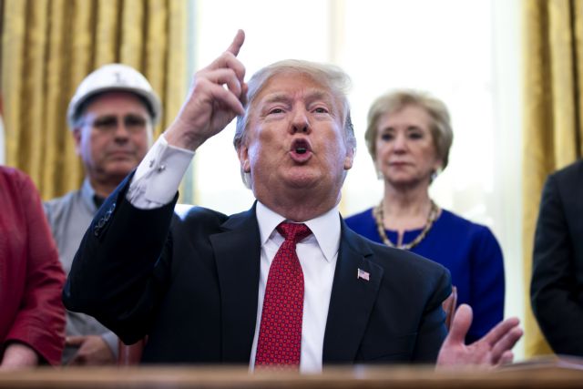 Τραμπ: Μην παίζετε με τις λέξεις, το τείχος είναι τείχος