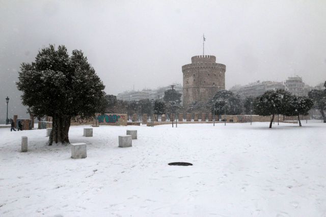 Θεσσαλονίκη: Πάνω από 500 τόνοι απορριμμάτων λόγω χιονόπτωσης