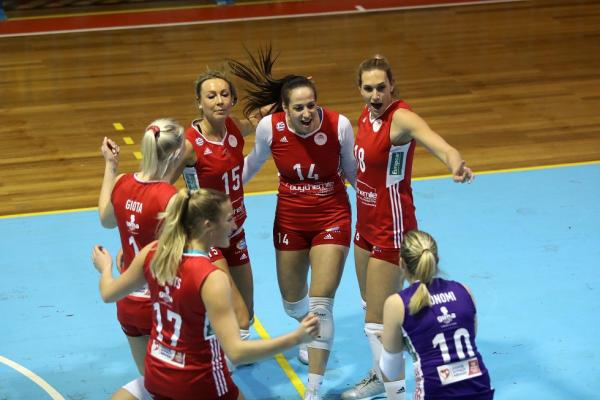 Παραμένουν 1η θέση τα κορίτσια του Ολυμπιακού, «εκδίκηση» από Άρη