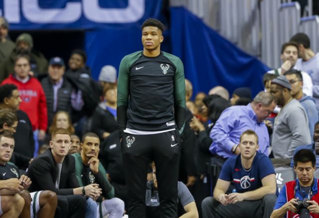 Όταν λείπει ο Αντετοκούνμπο οι Μπακς… χάνουν