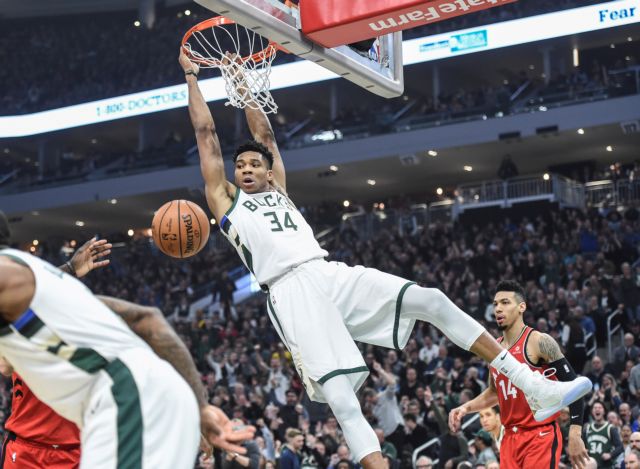 Δεν παίζεται ο Giannis